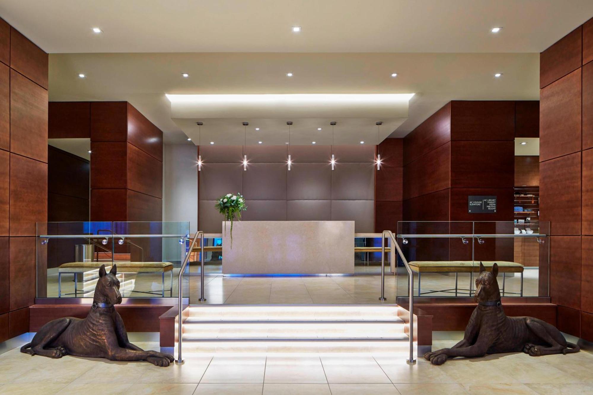 Ac Hotel By Marriott Des Moines East Village Exterior photo